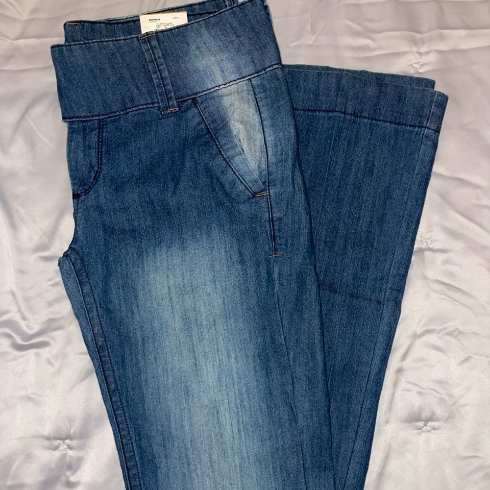 SO Juniors 471 Medium Denim Trouser Style Pants; Size 5